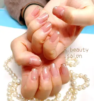 ネイル R.beauty サロンのネイルデザイン