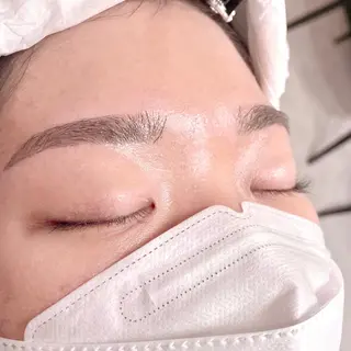 アイブロウ Paulele. 副店長Mizukiのマツエク・マツパデザイン