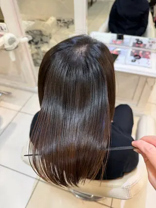 ショート ツヤ重視 ワンカラー🫧Mioのヘアスタイル