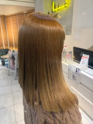 カラー 鈴木 花菜のヘアスタイル