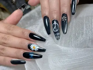 ネイル 里奈 Nailのネイルデザイン