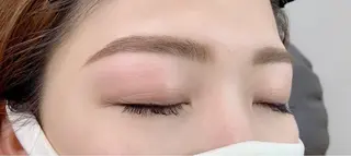 マツエク・マツパ アイブロウリスト AIRIの眉毛・アイブロウイメージ