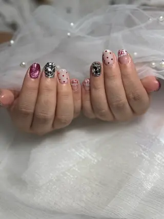 ネイル 山崎 成美のネイルデザイン