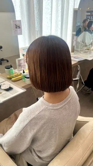 ショート 山下 稚葉 艶髪/透明感カラーのヘアスタイル