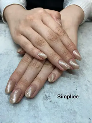 ネイル シンプリーワン 渋谷店🪄MOENAのネイルデザイン