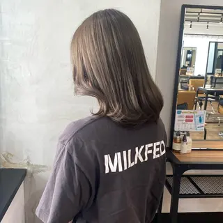 セミロング カラー otoha✳︎ くすみ艶カラーのヘアスタイル