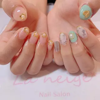 ネイル La neige* yuki 🐩🌙のネイルデザイン