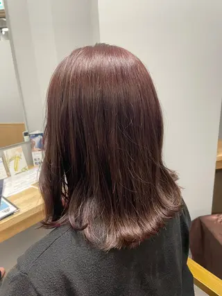 ミディアム カラー Sloth 🦥 MARINAのヘアスタイル