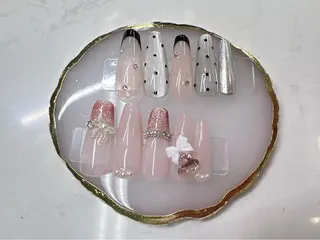 ネイル Queeens nailのネイルデザイン