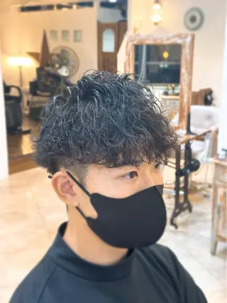 ショート パーマ メンズ スパイキー/ ピンパーマ/緑川雄也のヘアスタイル