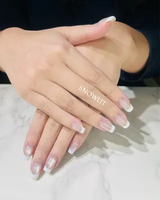 ネイル SNOW LITのネイルデザイン