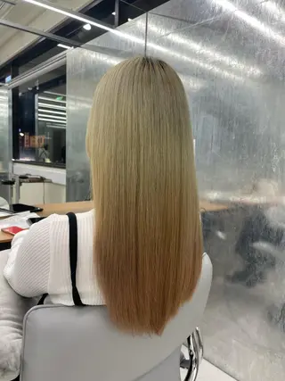 ロング 暖色🎀ゆるふわ☁️ MOERI 🍒のヘアスタイル