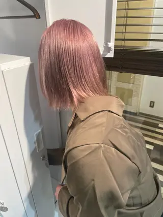 カラー 中井 一葉のヘアスタイル