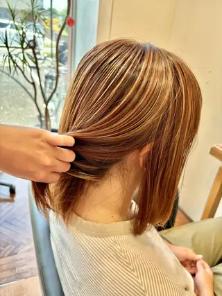 ミディアム カラー 秋山知穂🧸縮毛矯正 ショート新越谷南越谷のヘアスタイル