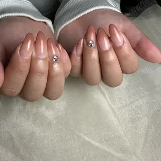 ネイル 里見 麗のネイルデザイン