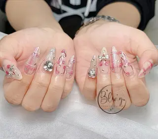 ロング カラー ニュ クインのネイルデザイン