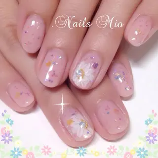 ネイル .Nails Mio 赤羽西ネイルサロンのネイルデザイン