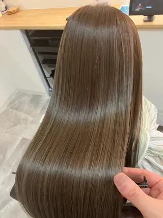 ロング カラー ヘアアレンジ キッズ 横浜関内髪質改善 re:Magoのヘアスタイル