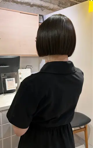 ショート UNBIRTHDAY akariのヘアスタイル