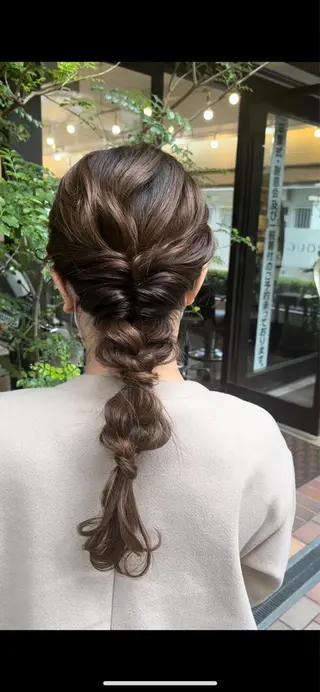 セミロング 早稲田 千尋のヘアスタイル