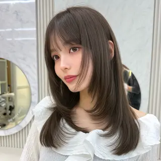 セミロング カラー 似合わせレイヤー/ 透明感カラーのヘアスタイル