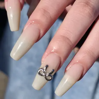 ネイル Fam_er. re07_nail のネイルデザイン