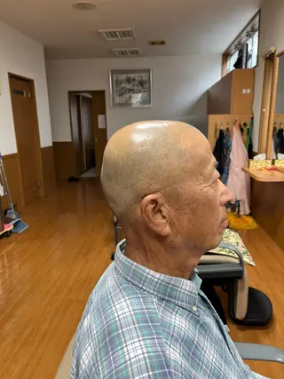 ショート メンズ 藤崎 光のヘアスタイル