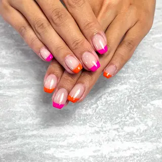 ネイル NAIL303 🛼 SHIORIのネイルデザイン