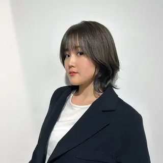 ミディアム カラー ブリーチなし/レイヤ ー特化🌈Tommyのヘアスタイル