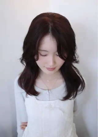 セミロング 小長谷 夕菜のヘアスタイル