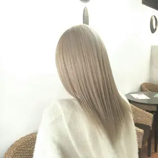 ミディアム カラー ライブトレア YOSHIKIのヘアスタイル