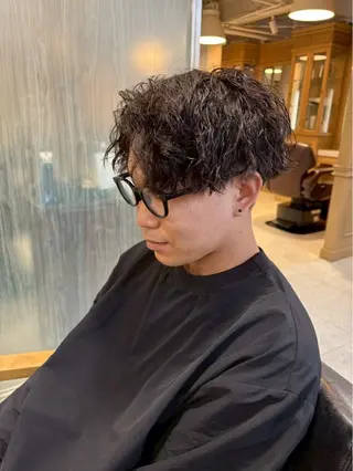 パーマ メンズ 💫レイヤーカット 💫ブリーチ💫サキのヘアスタイル