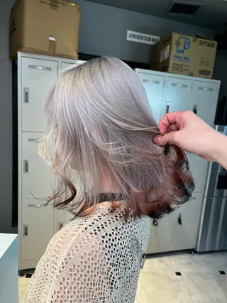 ミディアム カラー ブリーチカラー 🩵MIZUKIのヘアスタイル