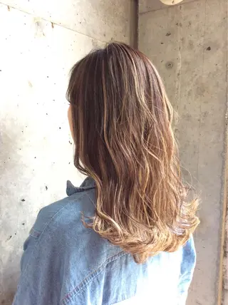 ロング カラー シールエクステ 🪽CHIAKIのヘアスタイル