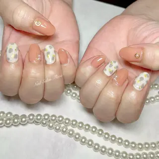 ネイル NailSalon Fluraのネイルデザイン