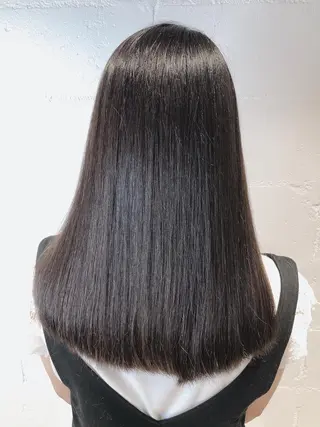 ロング ショート・ウルフ✂︎ 安住有咲子のヘアスタイル