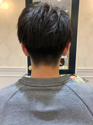 メンズ 粟田 めぐみのヘアスタイル