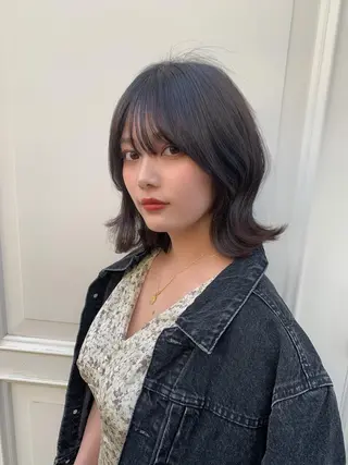 ミディアム 深沢 秀のヘアスタイル
