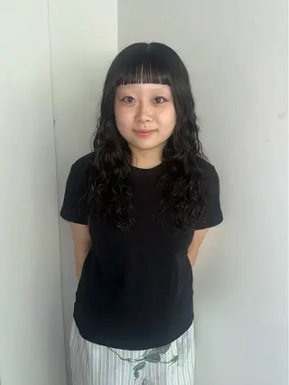 ロング パーマ 松本 雪愛のヘアスタイル