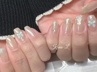 ネイル 芦辺 香奈のネイルデザイン
