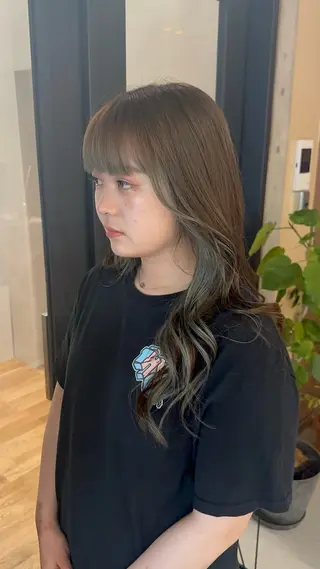 セミロング 小寺 柚初のヘアスタイル