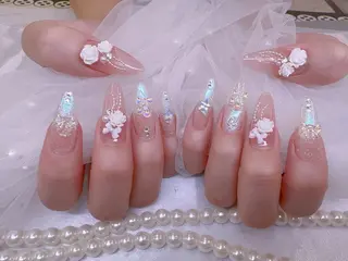 ネイル UMI ネイルサロン新宿🎀のネイルデザイン
