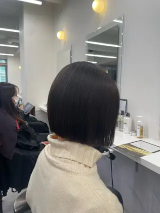 ショート カラー 透明感🤍レイヤー ベージュ‎🤍ピンクのヘアスタイル