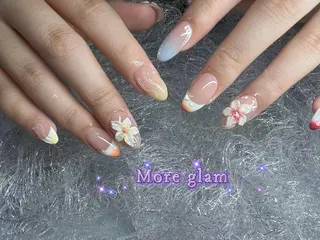 ネイル MoreGlam ネイルのネイルデザイン
