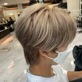 カラー メンズ Luce 杉本のヘアスタイル
