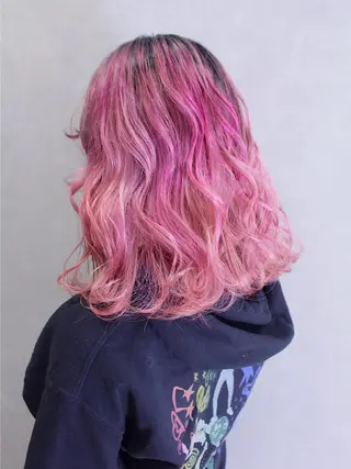 ミディアム カラー ヘアアレンジ lani ブリーチ /ダブルカラーのヘアスタイル