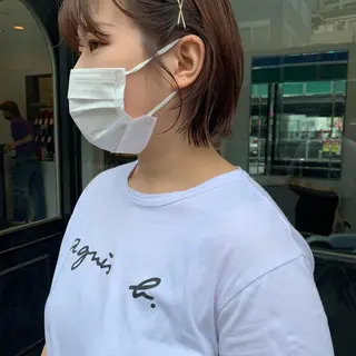 ショート SAKINO. ベージュカラーのヘアスタイル