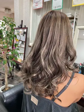 ロング エンゼルス美容室斉間 圭司のヘアスタイル