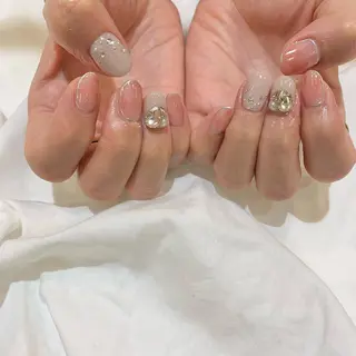 ネイル 藤原 胡桃のネイルデザイン