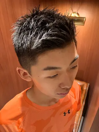 ショート メンズ SAKI SAKIのヘアスタイル